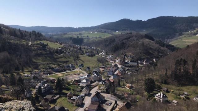 Chez Michel Lägenhet Le Bonhomme Exteriör bild
